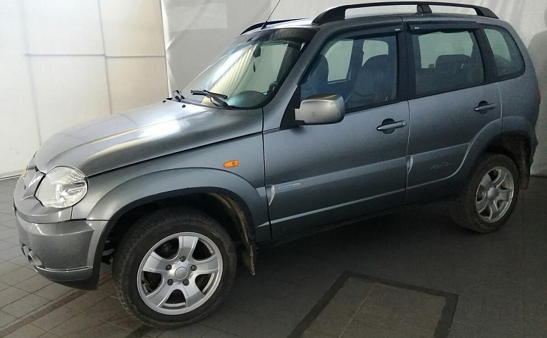 Chevrolet NIVA 1.7 MT (80 л.с.) 4WD