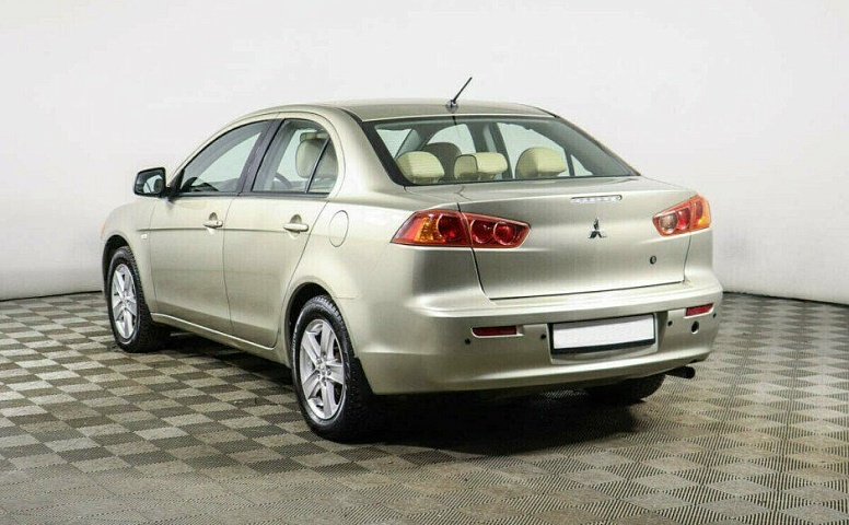 Mitsubishi Lancer 1.8 Вариатор