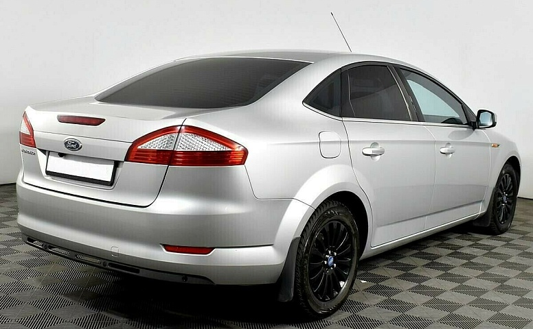 Ford mondeo