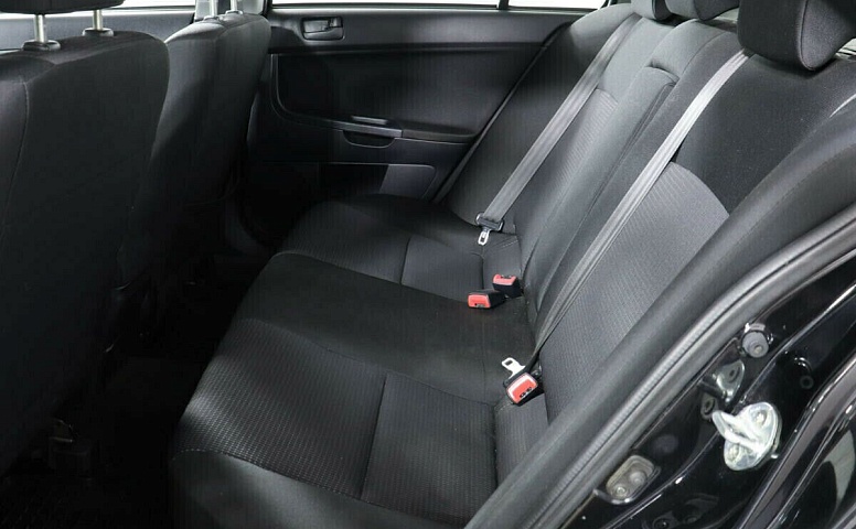 Mitsubishi Lancer X