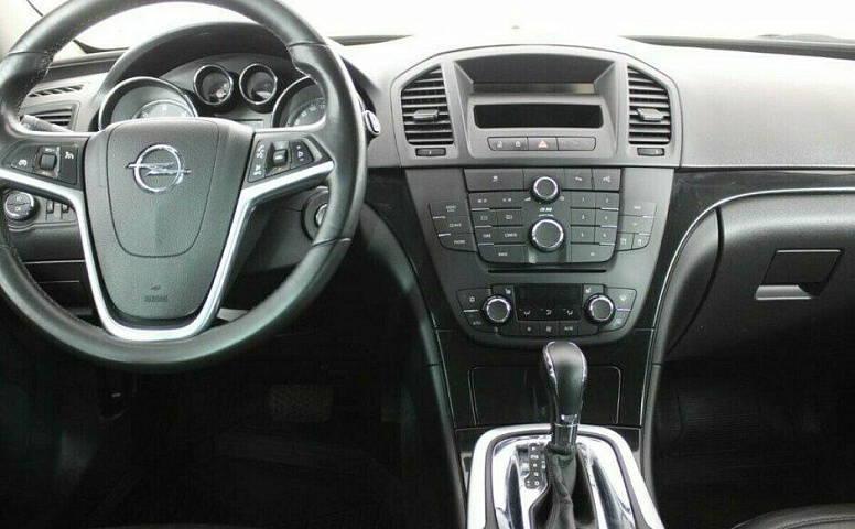 Opel Insignia 2.0 Автомат