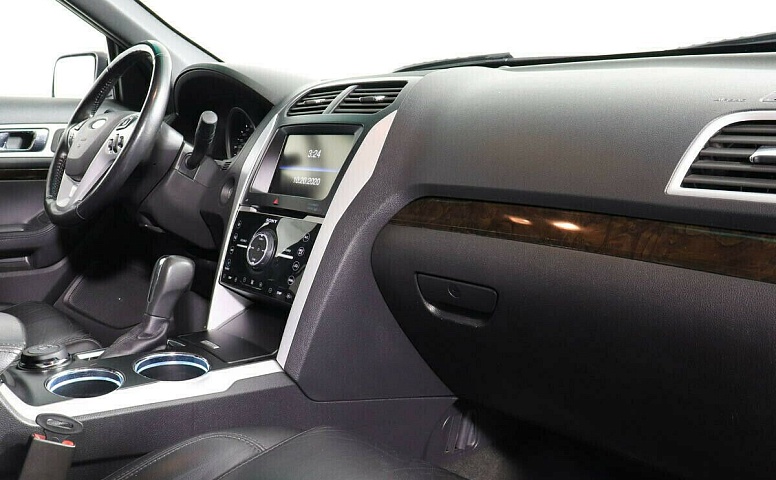 Ford Explorer V