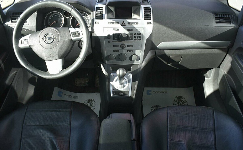 Opel Zafira B Рестайлинг