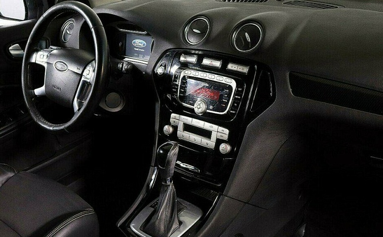 Ford Mondeo 2.3 Автомат