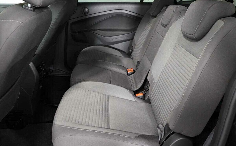 Ford c-max робот 2018 с пробегом 83 983 км