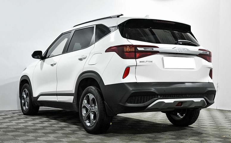 Kia Seltos 2.0 CVT
