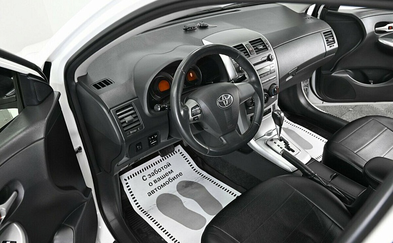 Toyota Corolla X (E140, E150) Рестайлинг