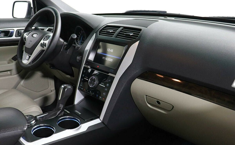 Ford Explorer V