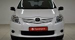 Toyota auris i рестайлинг