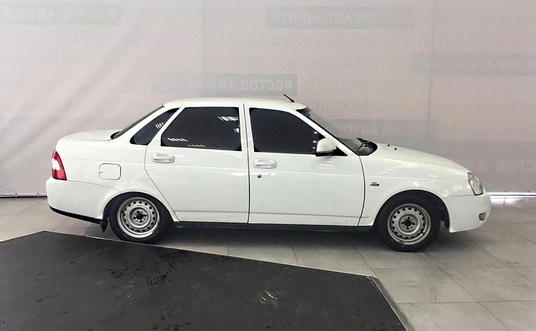 LADA (ВАЗ) 2170 1.6 MT (98 л.с.)