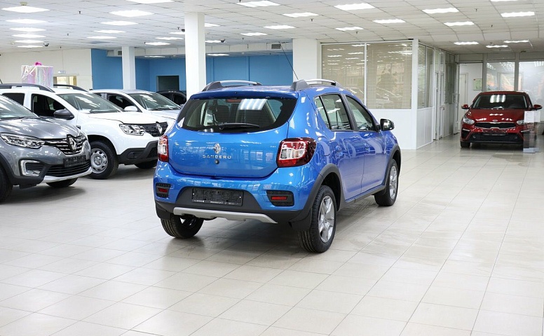 Renault sandero stepway мкпп 2021 с пробегом 100 км