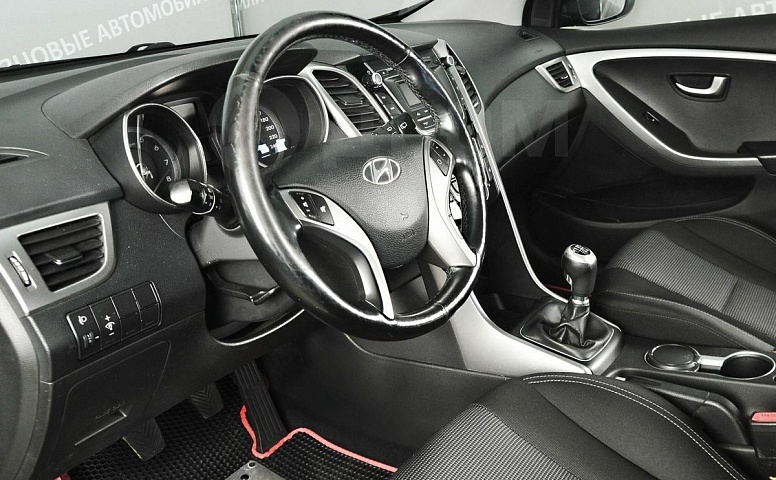 Hyundai i30, 2 поколение