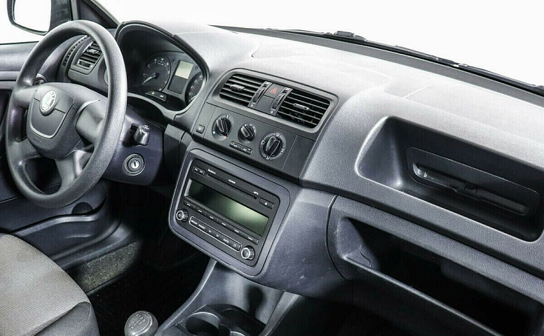 Skoda Fabia II Рестайлинг