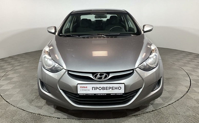 Hyundai Elantra 1.6 МКПП