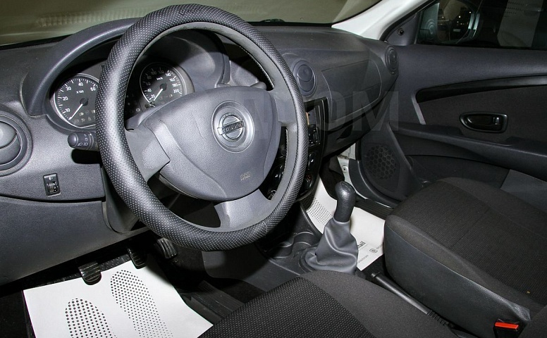Nissan Almera, 3 поколение