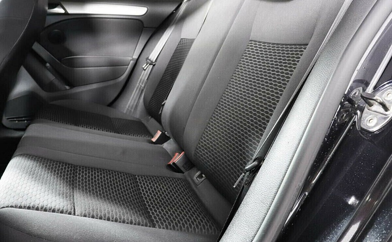 Volkswagen Golf VI