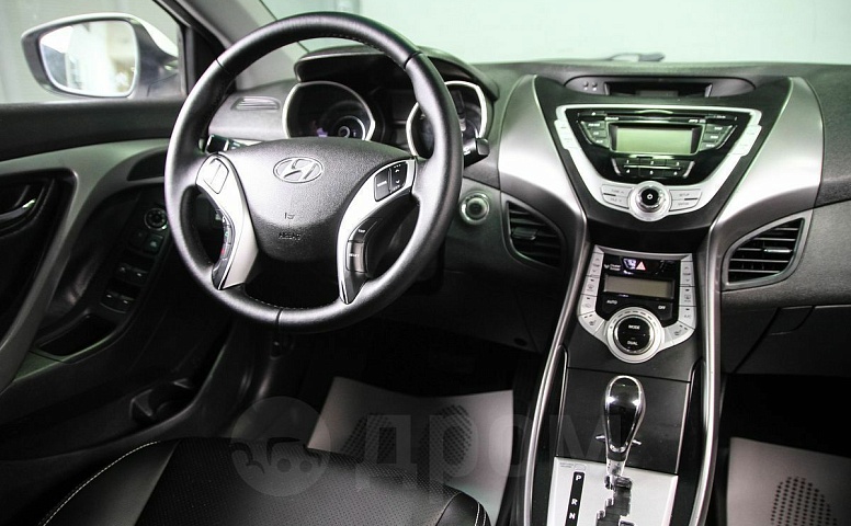 Hyundai Avante, 4 поколение
