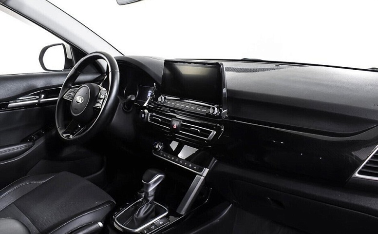 Kia Seltos 2.0 CVT