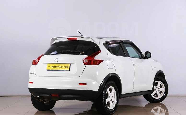 Nissan Juke, 1 поколение