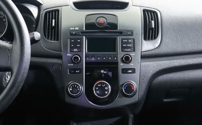 Kia Cerato 1.6 МКПП