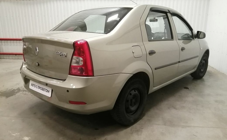 Renault LOGAN 1.4 MT (75 л.с.)