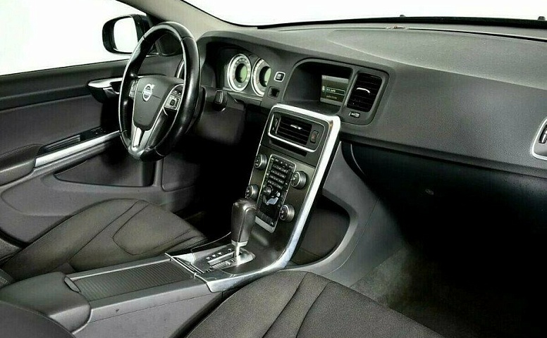 Volvo S60 1.6 Робот