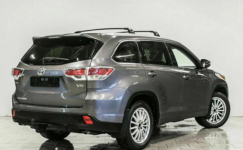Toyota highlander