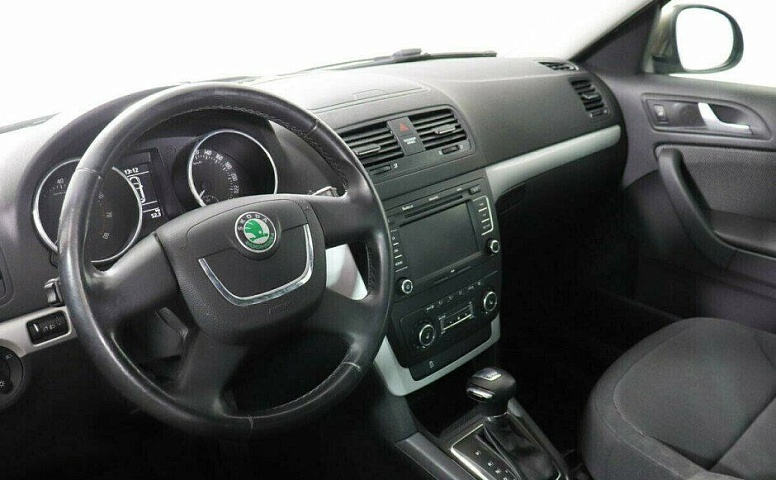 Skoda Yeti 1.2 Робот