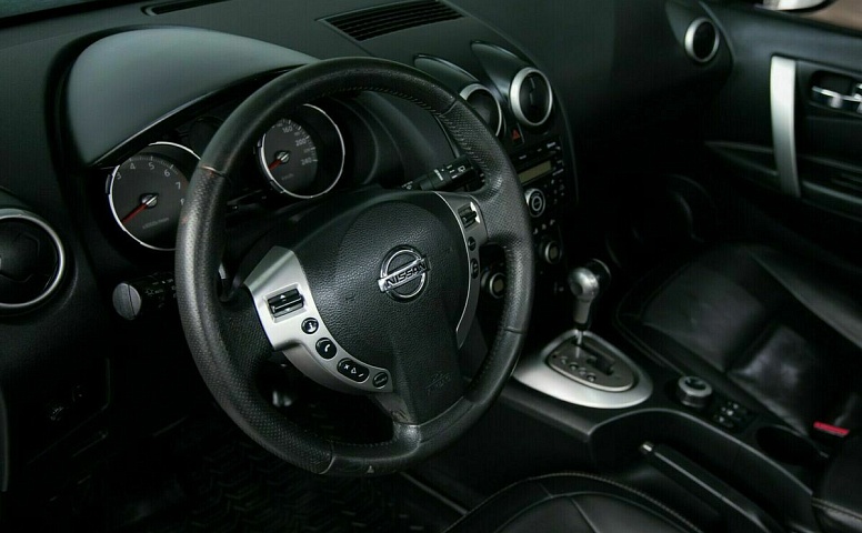 Nissan qashqai