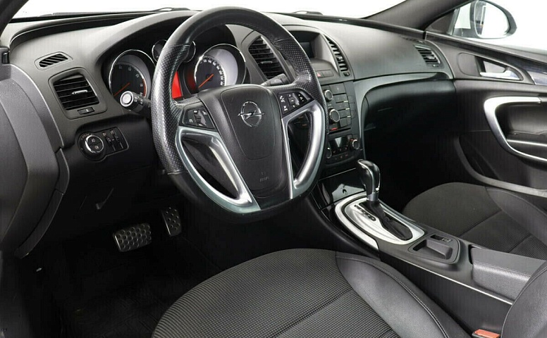 Opel Insignia I