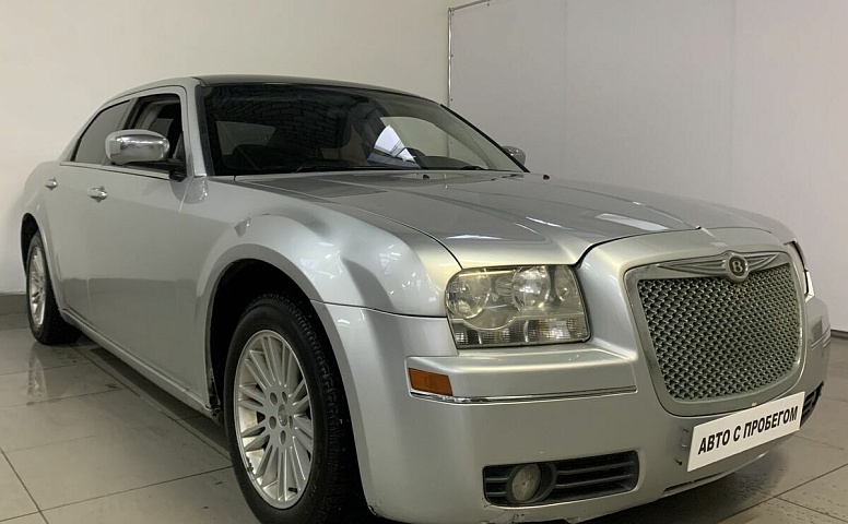 Chrysler 300C 2.7 AT (193 л.с.)