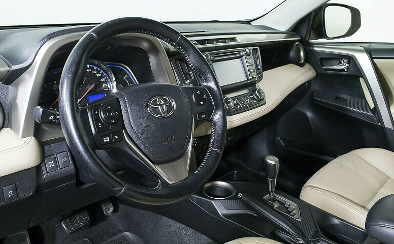 Toyota RAV4 IV (CA40)