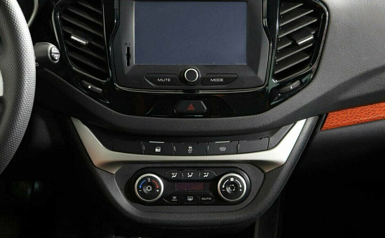 LADA (ВАЗ) Vesta 1.8 Робот