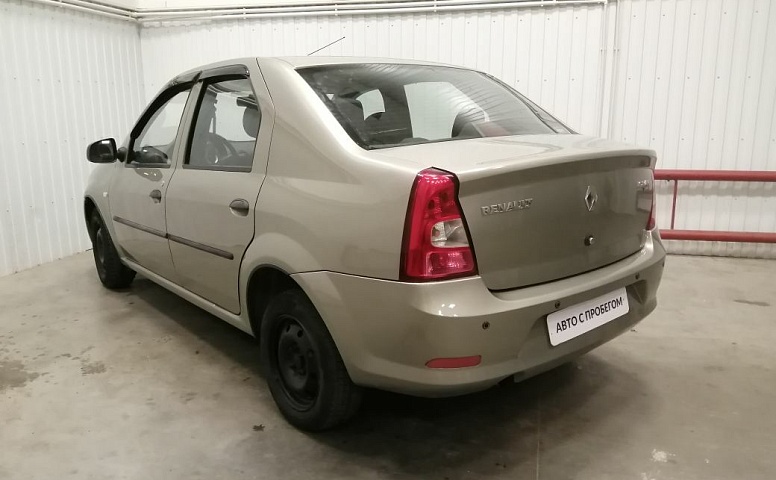 Renault LOGAN 1.4 MT (75 л.с.)