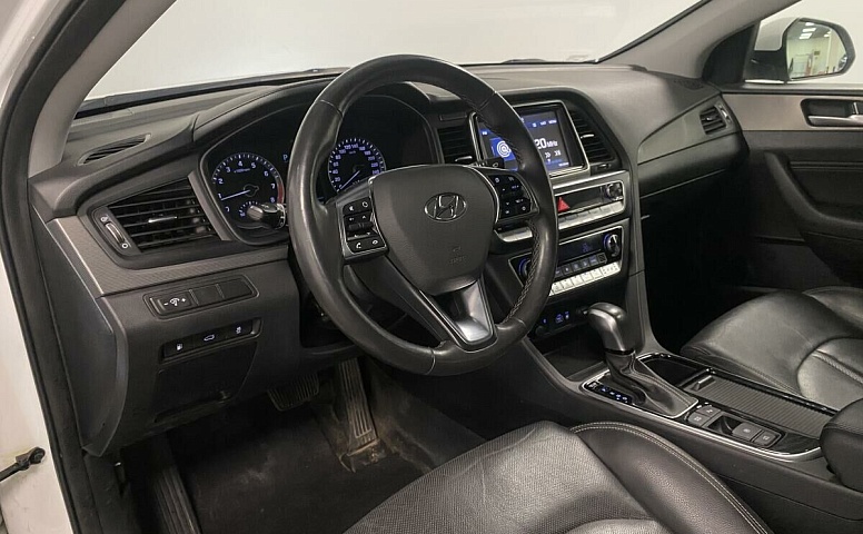 Hyundai Sonata 2.4 АКПП