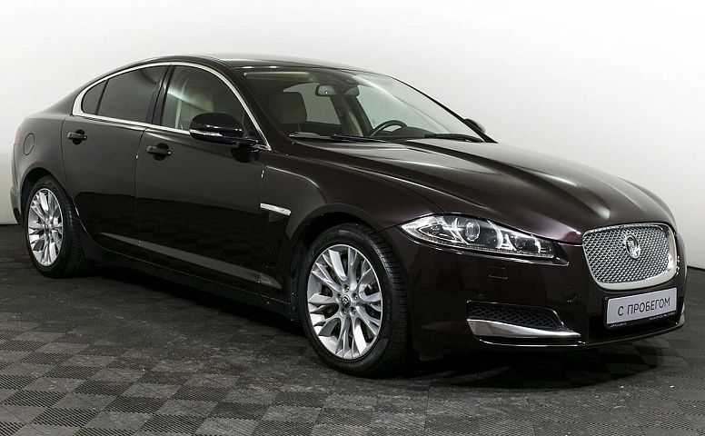 Jaguar XF