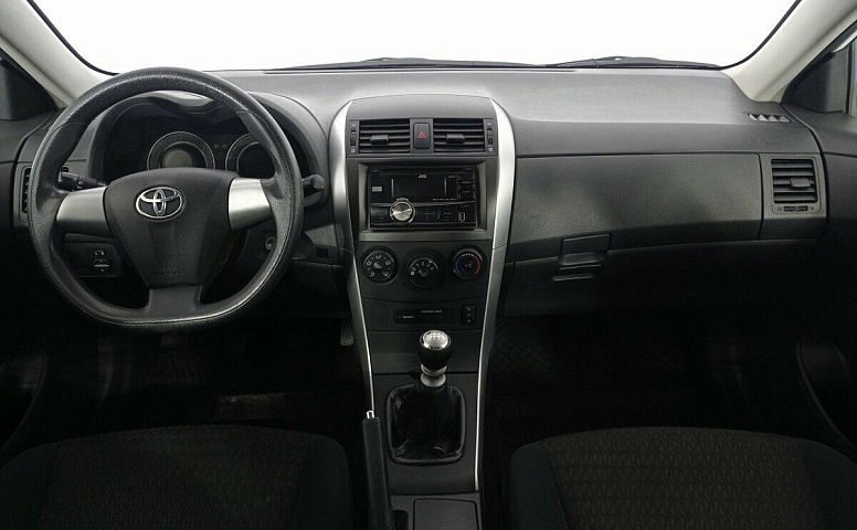 Toyota Corolla X (E140, E150) Рестайлинг