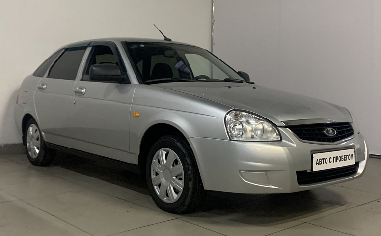 LADA (ВАЗ) 2170 1.6 MT (98 л.с.)