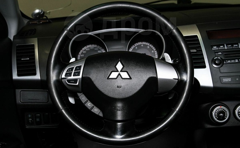 Mitsubishi Outlander, 2 поколение
