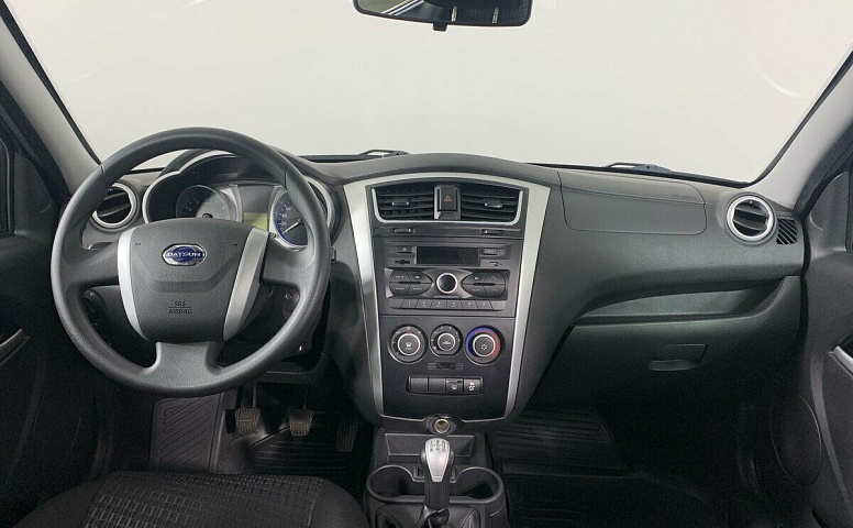 Datsun mi-DO