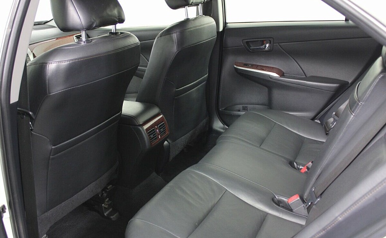 Toyota Camry VII (XV50)