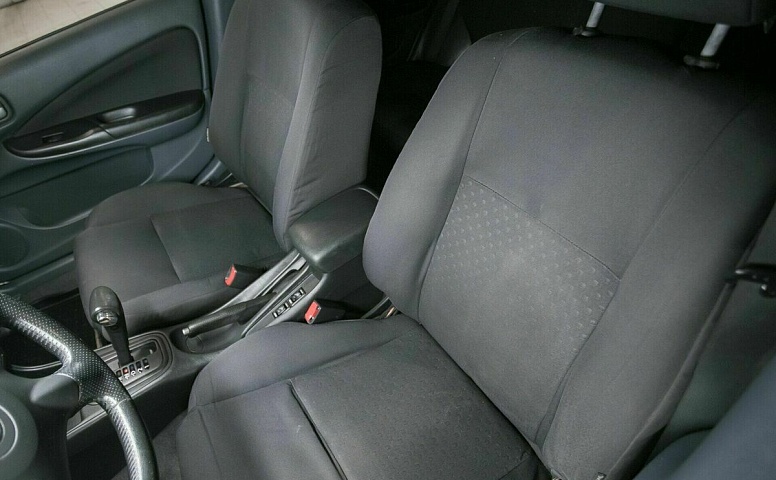 Nissan almera