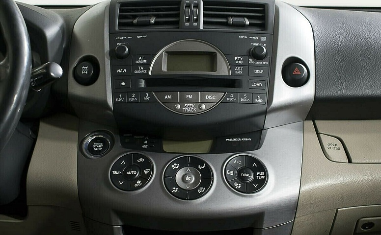 Toyota RAV4 III (XA30)