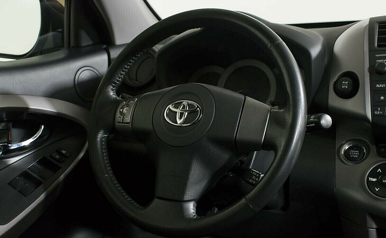 Toyota RAV4 III (XA30)