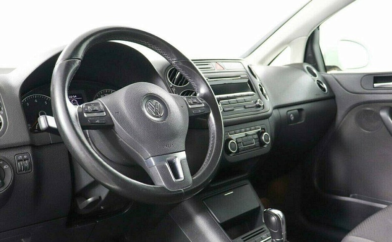 Volkswagen Golf Plus 1.6 Робот