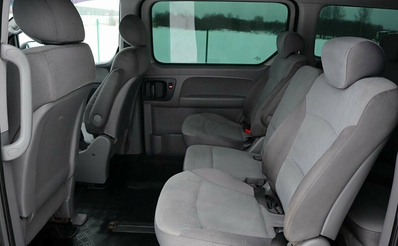 Hyundai Grand Starex I