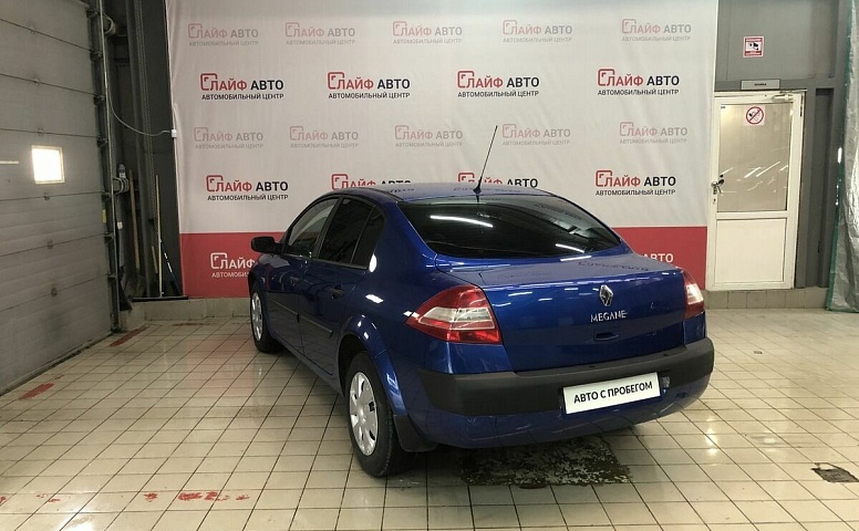 Renault MEGANE 1.6 AT (115 л.с.)
