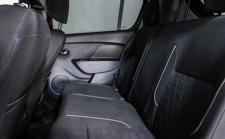 Renault sandero stepway cvt 2021 с пробегом 11 200 км