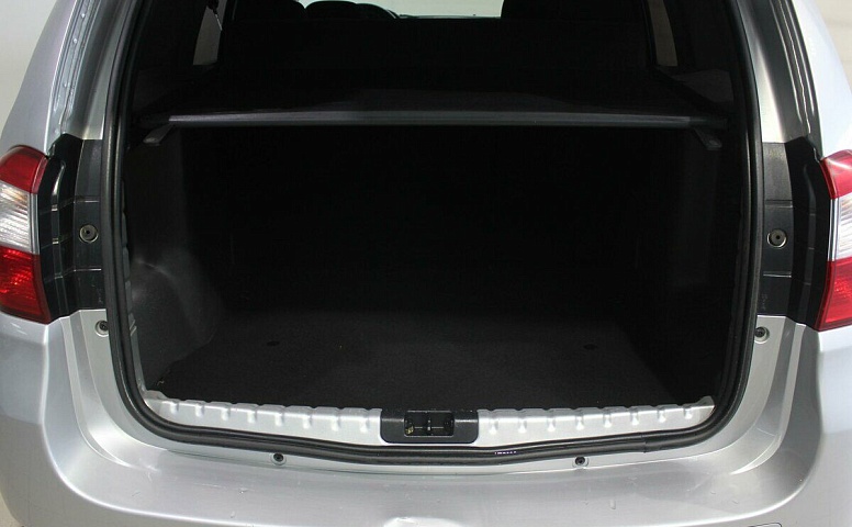 Nissan Terrano III (D10)