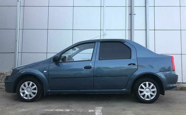 Renault LOGAN 1.6 MT (84 л.с.)